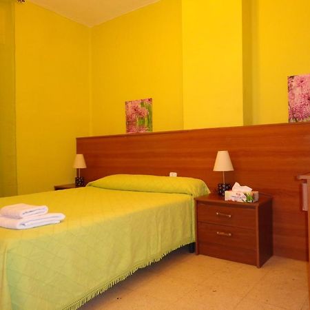 Hotel Pension Mode Лерида Номер фото